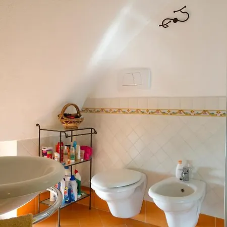 Ferienhaus La Casina Del Pennolo, Casa Stani 60 Mq. *